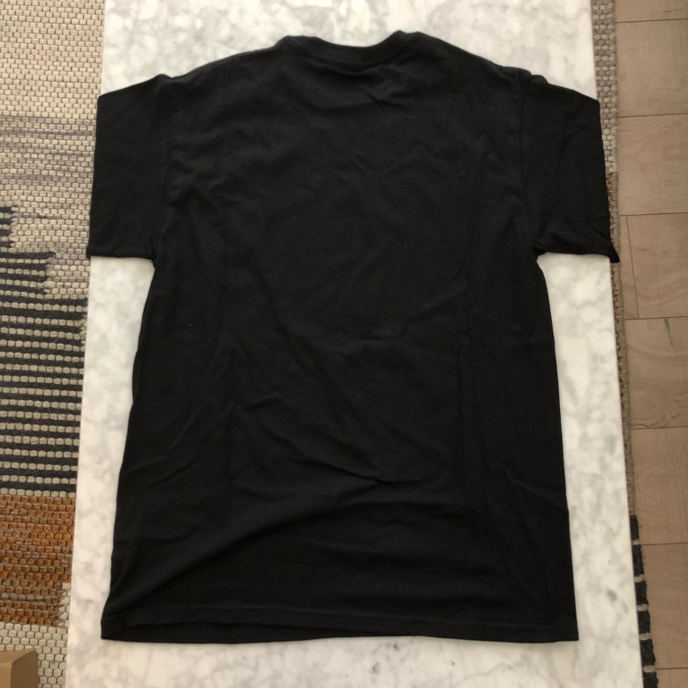 Urban Outfitters Red Hot Chili Peppers Shirt *NEW* - Picture 3 of 3